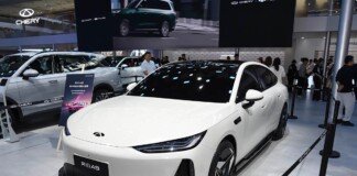 Chery Fengyun A9 EV дебютировал в Гуанчжоу: электрический фастбэк с Falcon 700 и запасом хода более 500 км