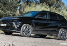 Гибридный Hyundai Kona бросает вызов Toyota: экономичный кроссовер с богатым оснащением подешевел на 590 тысяч рублей