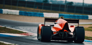 Босс Racing Bulls Перман назвал Хаджара «маленьким Простом»: новичок года готовится к переходу в Red Bull