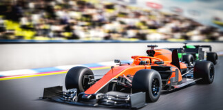 Хэмилтон заявил, что его не беспокоит разгром от Леклера в Ferrari: в 2026 году все может измениться