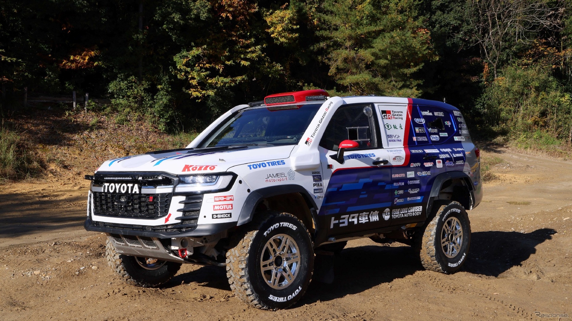Toyota Land Cruiser 300 GR Sport бросит вызов новому серийному классу на Дакаре-2026: команда TLC нацелилась на 13-ю победу подряд