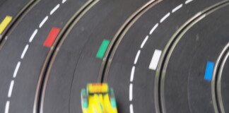 Mercedes и Ferrari раскрыли секреты антикрыльев-2026, а FIA меняет правила Формулы-1: что ждет в новом сезоне