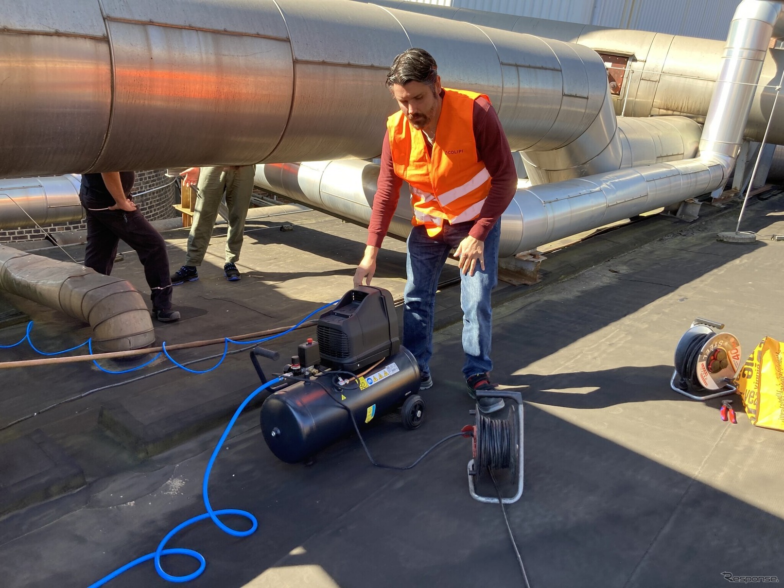 Выхлопные газы превратят в резину: Continental Conchitech и Colipi построят гигантский биореактор в Гамбурге