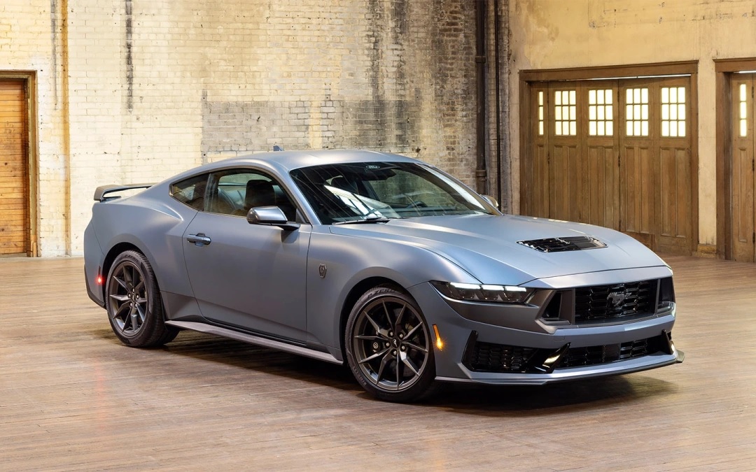 События дня: Ford Mustang на рынке России, когда начнут штрафовать за ОСАГО, что значит метка «AS» в правах