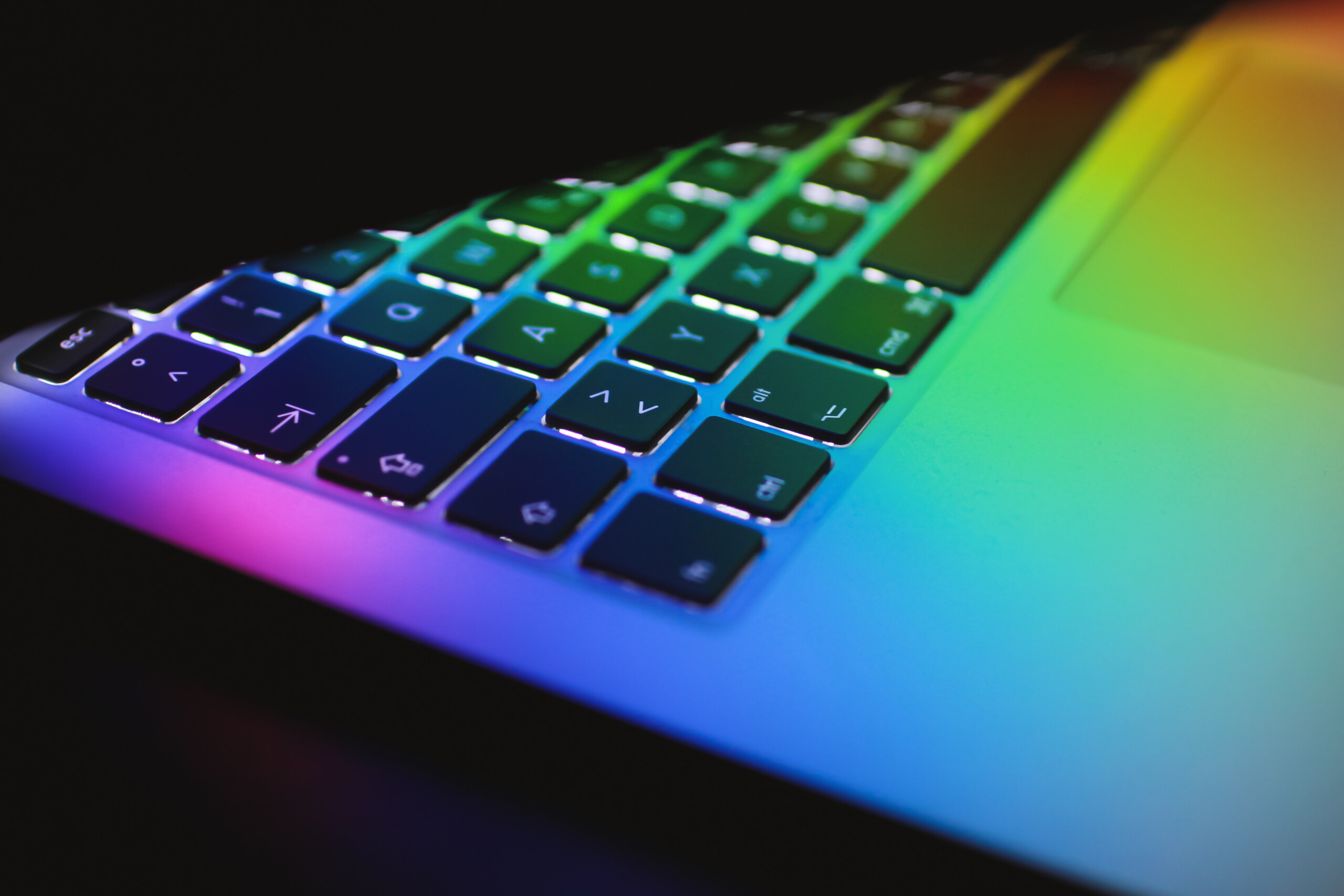 Microsoft начала «ремонт фундамента» Windows 11 на фоне падения доли ОС: Dev уходит на 26300, Beta — на 26220