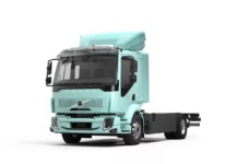 Volvo показала обновленный 14-тонный электрокарго FL Electric с новой батареей для города