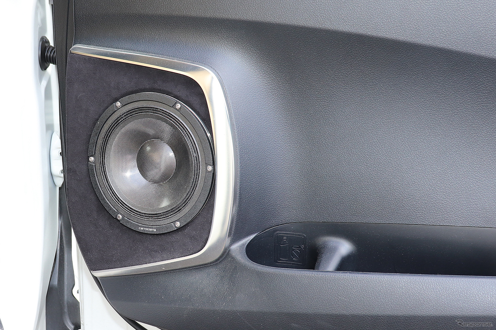 Эксперт Мацуно назвал два главных способа улучшить звук в авто: замена динамиков или DSP-усилитель