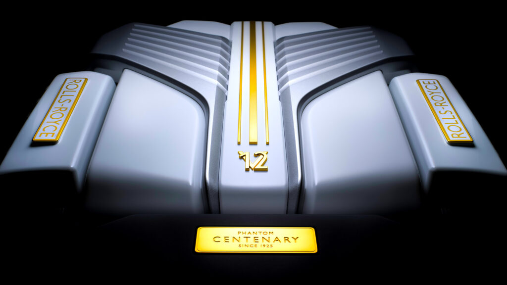 Rolls-Royce отказался от перехода на электротягу к 2030 году