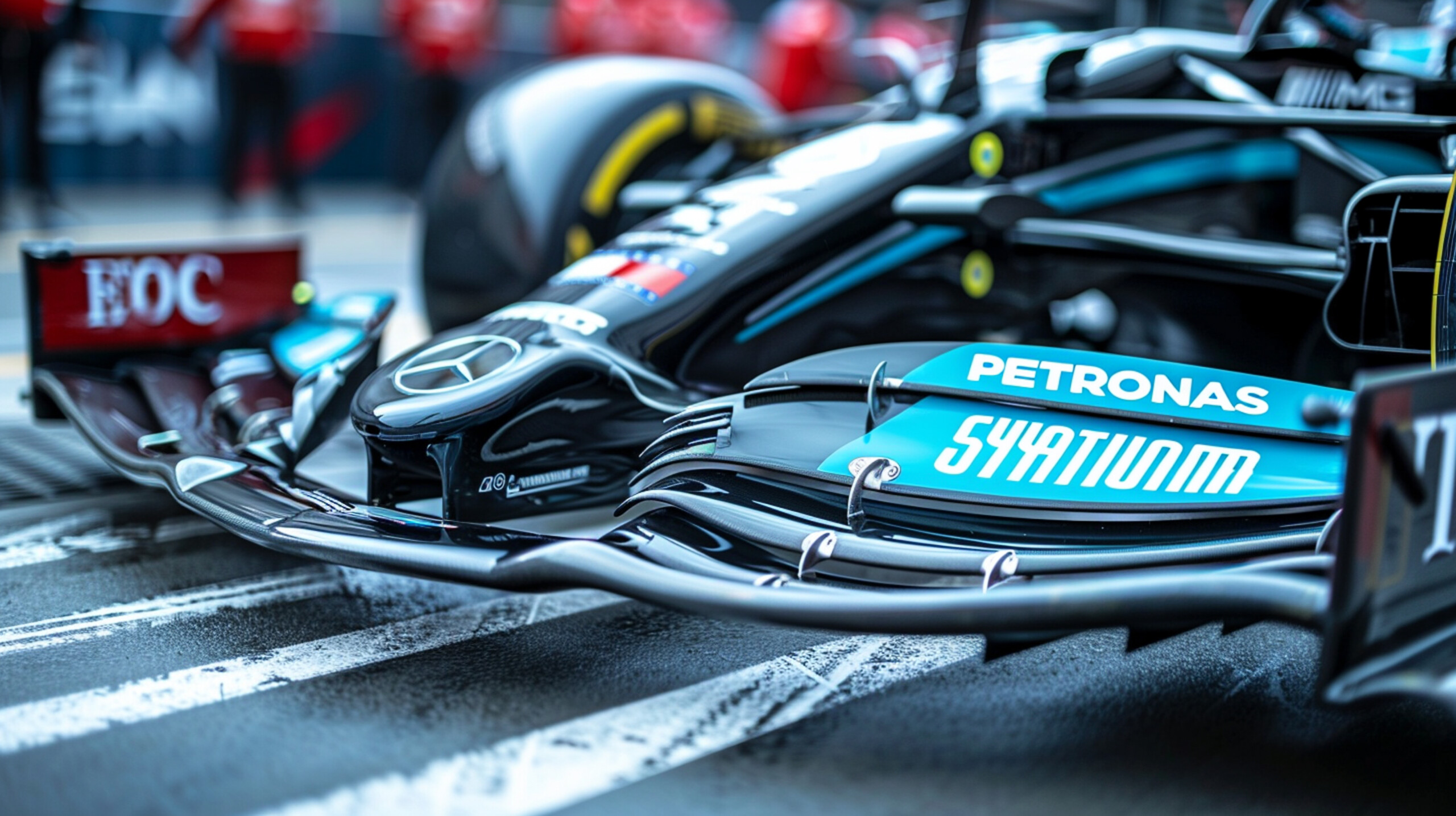 Глава Haas Комацу: менять регламент Ф-1 после двух гонок — опасно