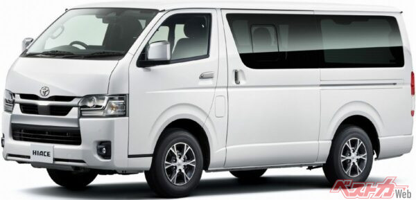 Toyota Hiace обновился впервые за годы: что получил фургон
