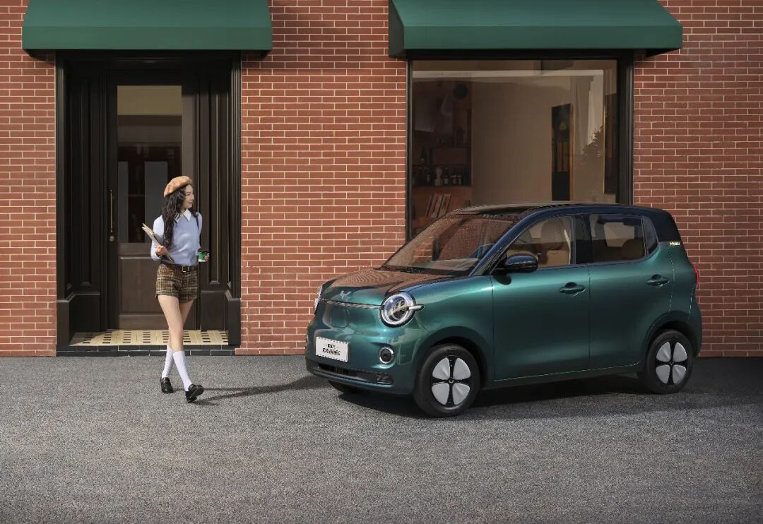 Новый Wuling Hongguang MINIEV: запас хода 301 км и старт заказов
