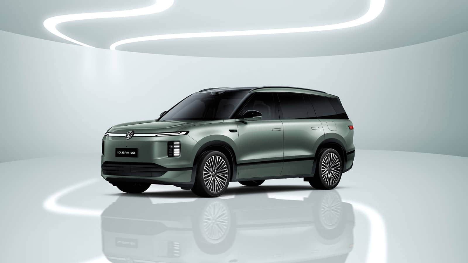 Volkswagen выпустит огромный гибрид ID.ERA 9X с запасом хода 400 км
