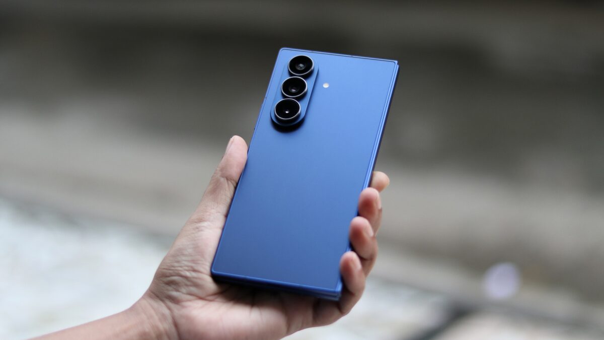 Samsung Galaxy Z Fold 8 впервые получит батарею 5000 мАч