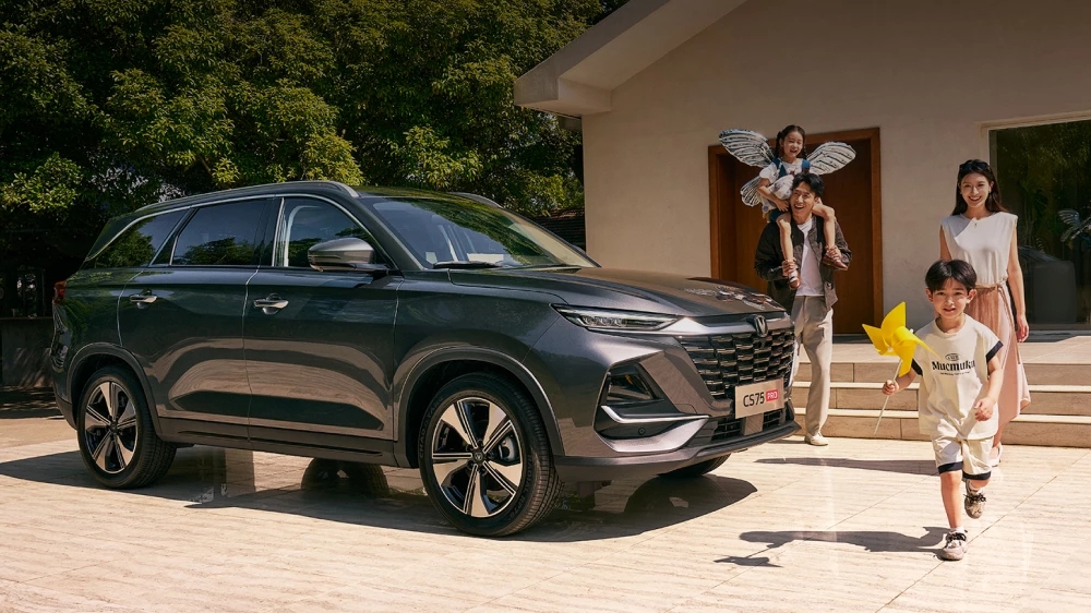 Changan CS75 Pro за 3 млн рублей едет в РФ: 7 мест и 181 л.с.