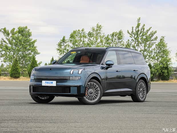 Lynk & Co 900 подешевел на 55 000 юаней: акция до 31 марта