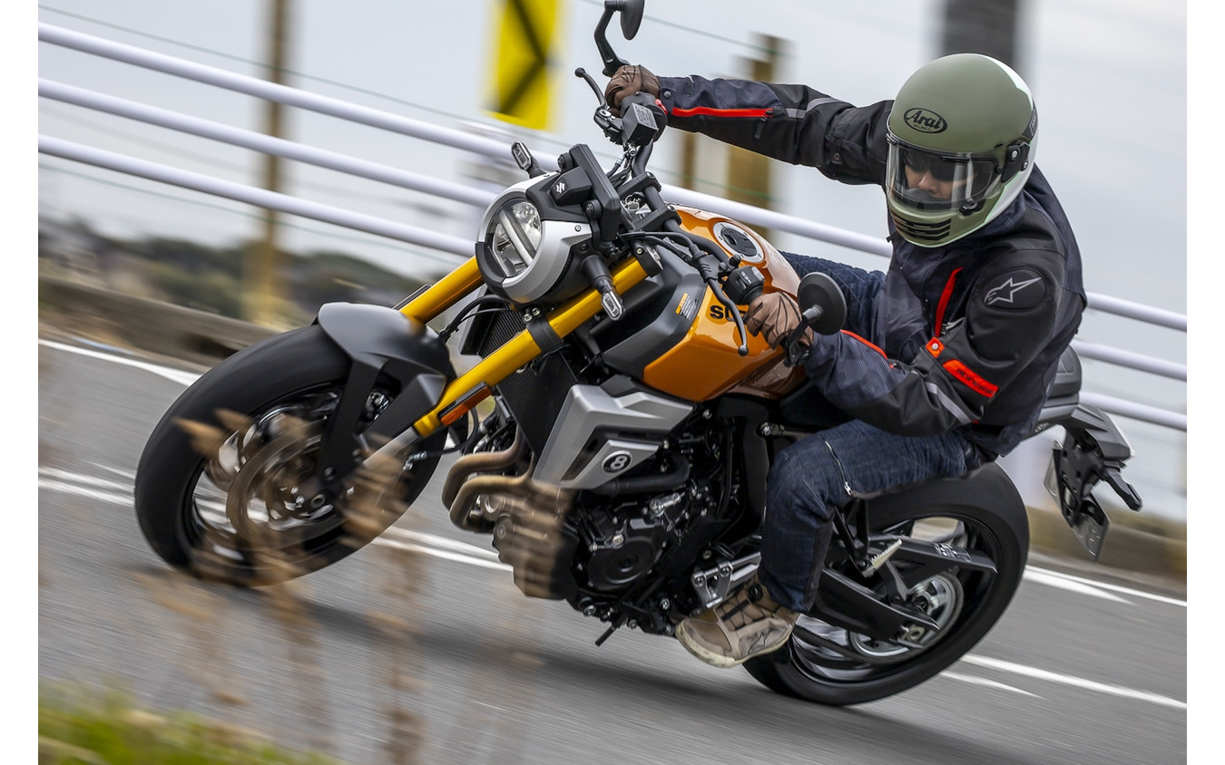 Suzuki GSX-8T: неоклассика с мотором на 776 куб. см уже в продаже