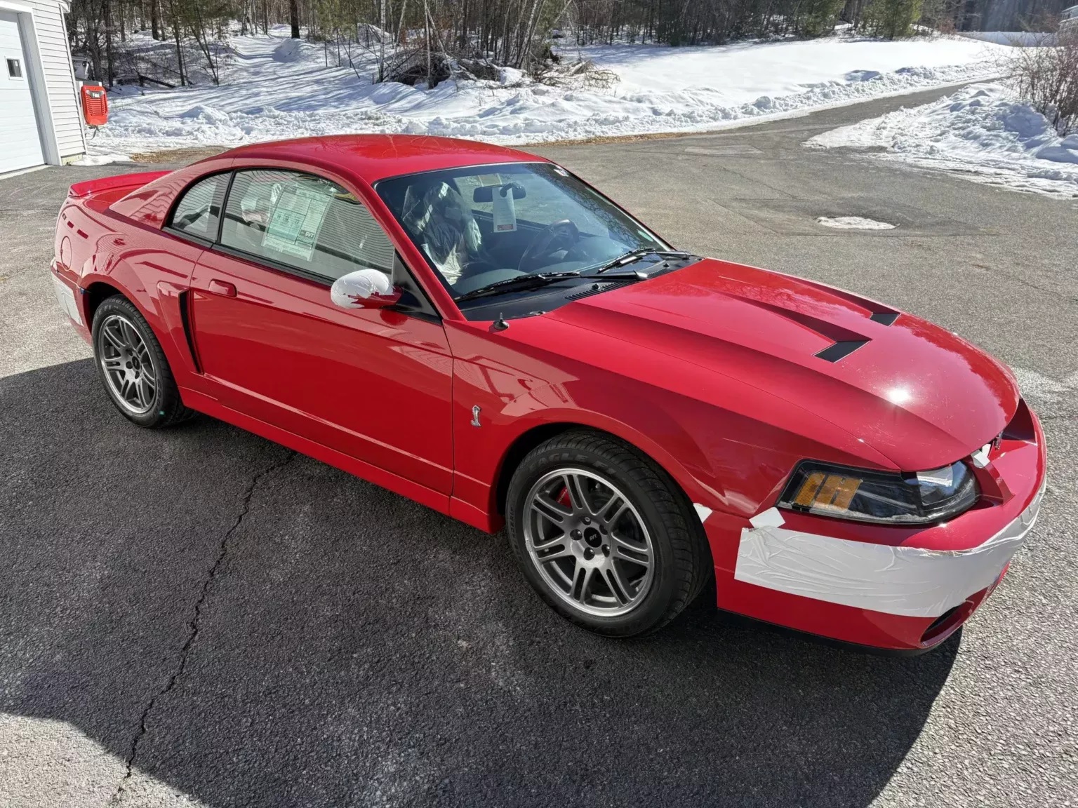 Ford Mustang 2003 года с пробегом 22 км продали за $175 000