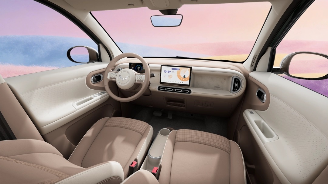 Wuling рассекретил «карамельный» салон электрического Hongguang MINIEV пятого поколения: официальные фото