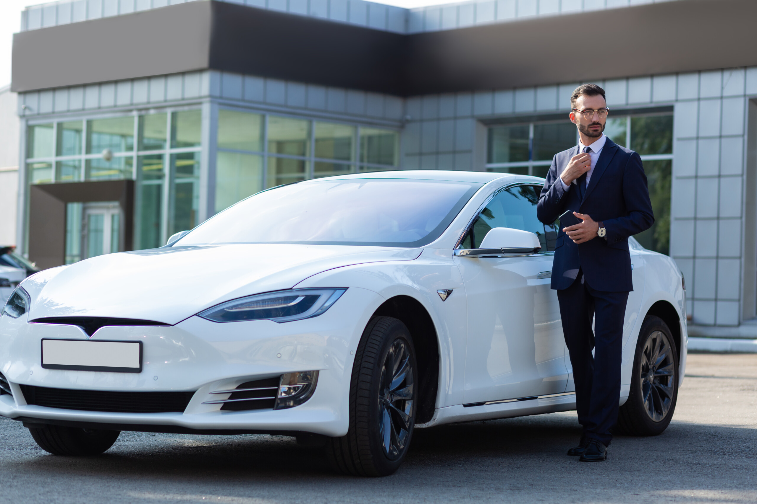 Tesla строит свой чипзавод Terafab: набор команды уже начался