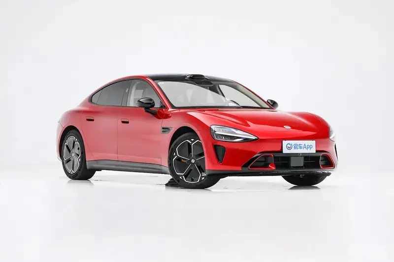 Новый Xiaomi SU7 второго поколения: 902 км и зарядка за 15 минут