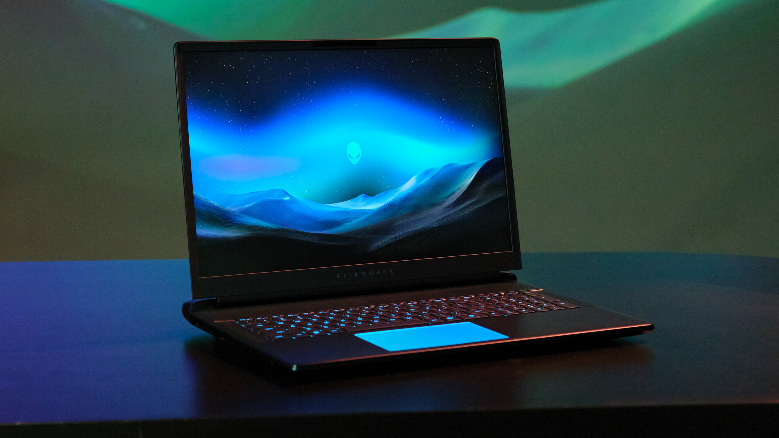 Dell обновила Alienware: OLED и Arrow Lake в трёх моделях сразу