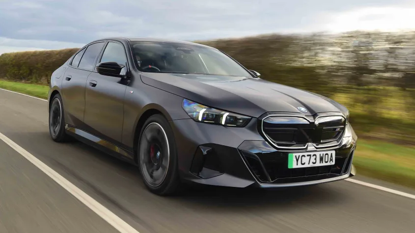 Новый BMW i3 обгоняет i5 по запасу хода почти на 200 миль