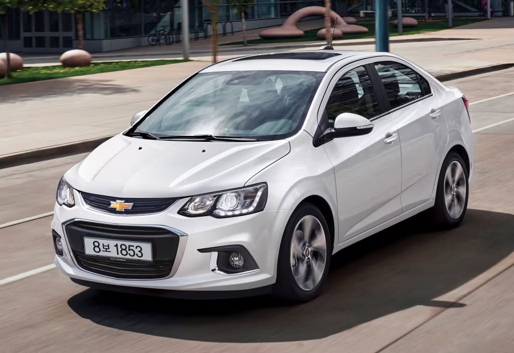 Россиянам посоветовали 4 авто за 400 000 рублей, обслуживание которых почти бесплатное