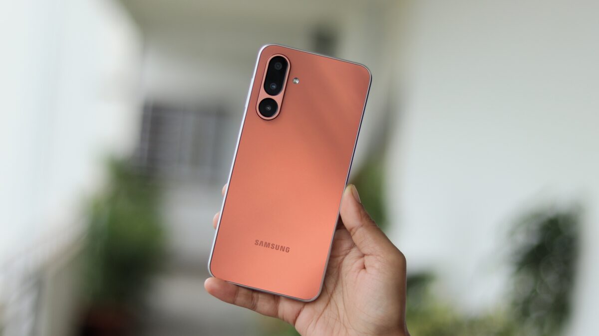 Samsung Galaxy M17e 5G вышел в продажу: 6000 мАч за 9 650 рублей