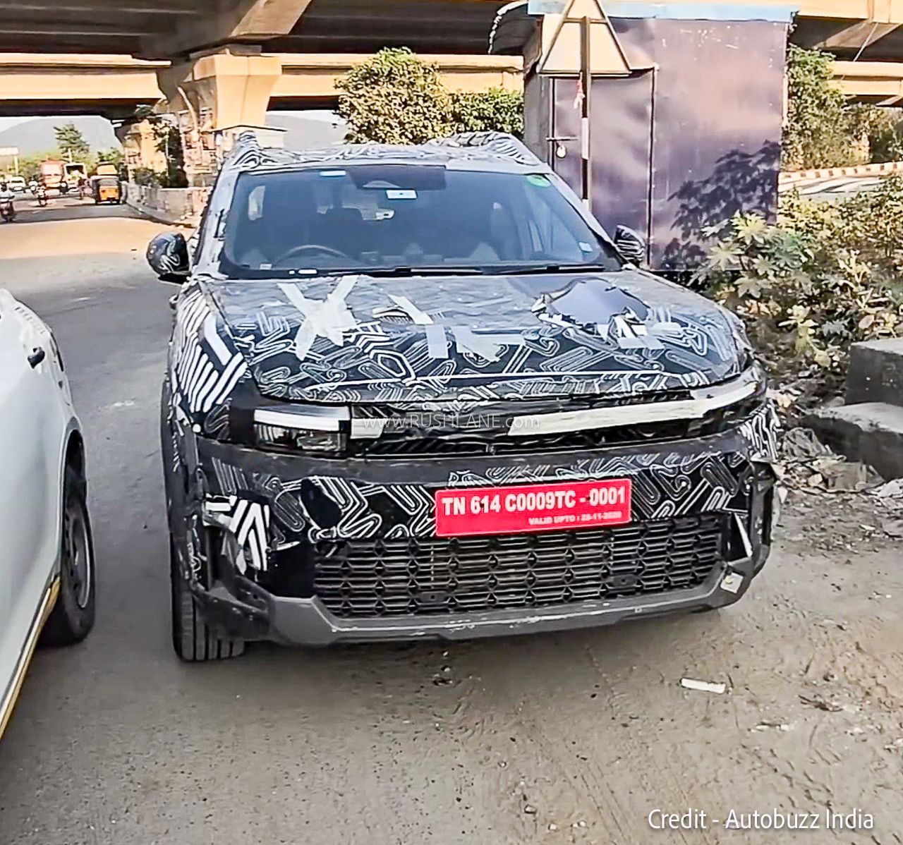 Renault готовит 7-местный Bigster для Индии: что выдали шпионские фото