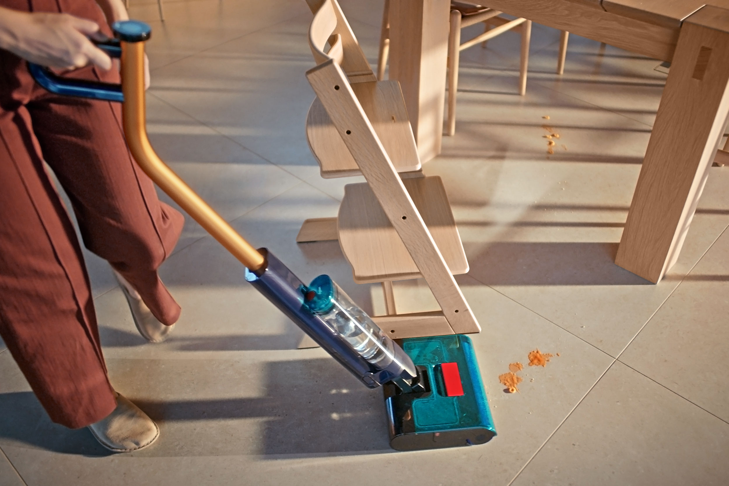 Dyson Clean+Wash моет полы 45 минут без подзарядки