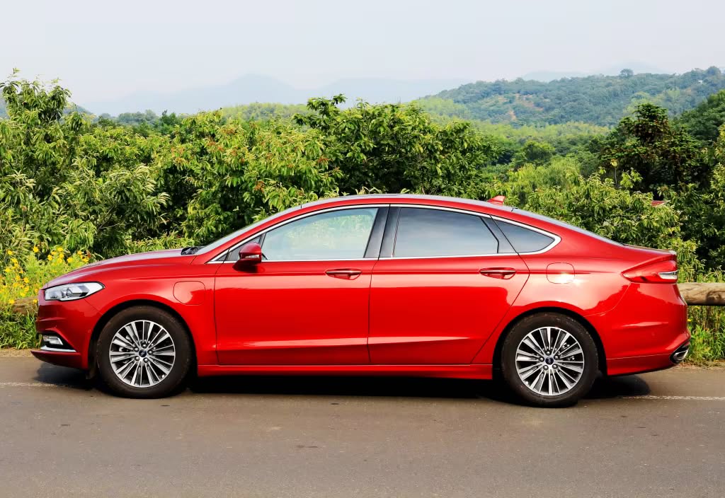 Они никогда не подведут: ТО-5 самых удачных авто всего за миллион на рынке России