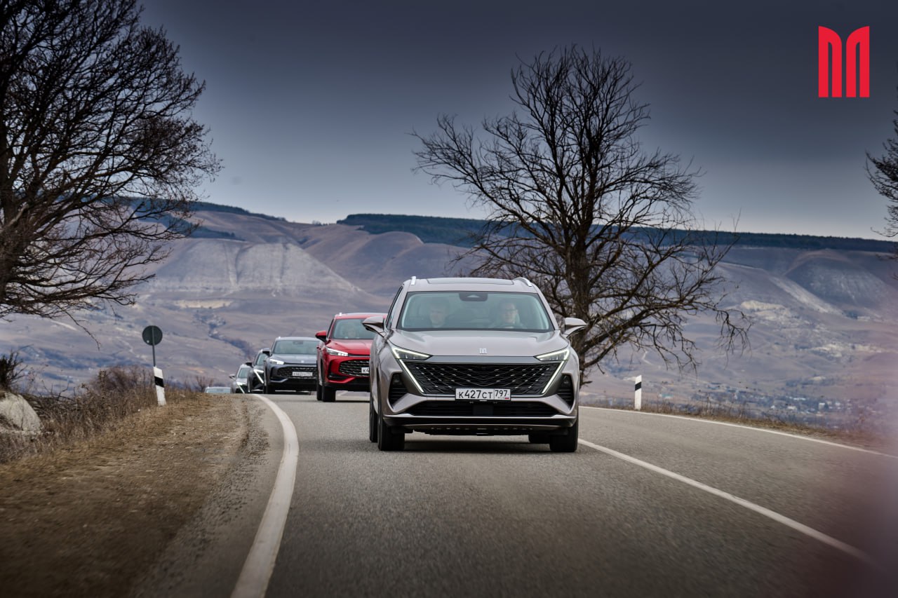 «Москвич» М70 и М90 впервые испытали на горных серпантинах