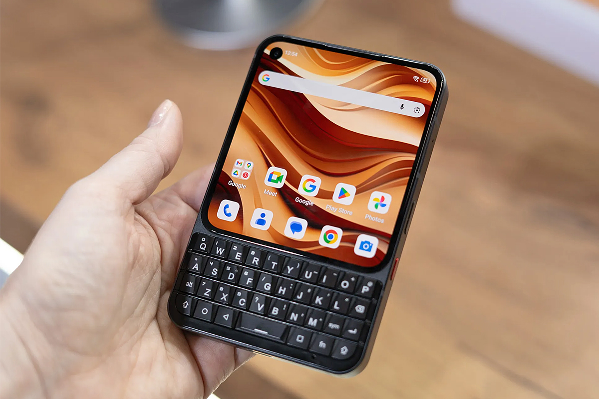 Unihertz Titan 2 Elite с QWERTY-клавиатурой доступен за $389