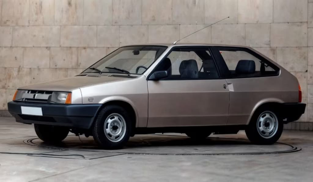 Автоэксперт рассказал, почему легендарная ВАЗ-2108 Восьмерка глохла на ходу и больше не заводилась