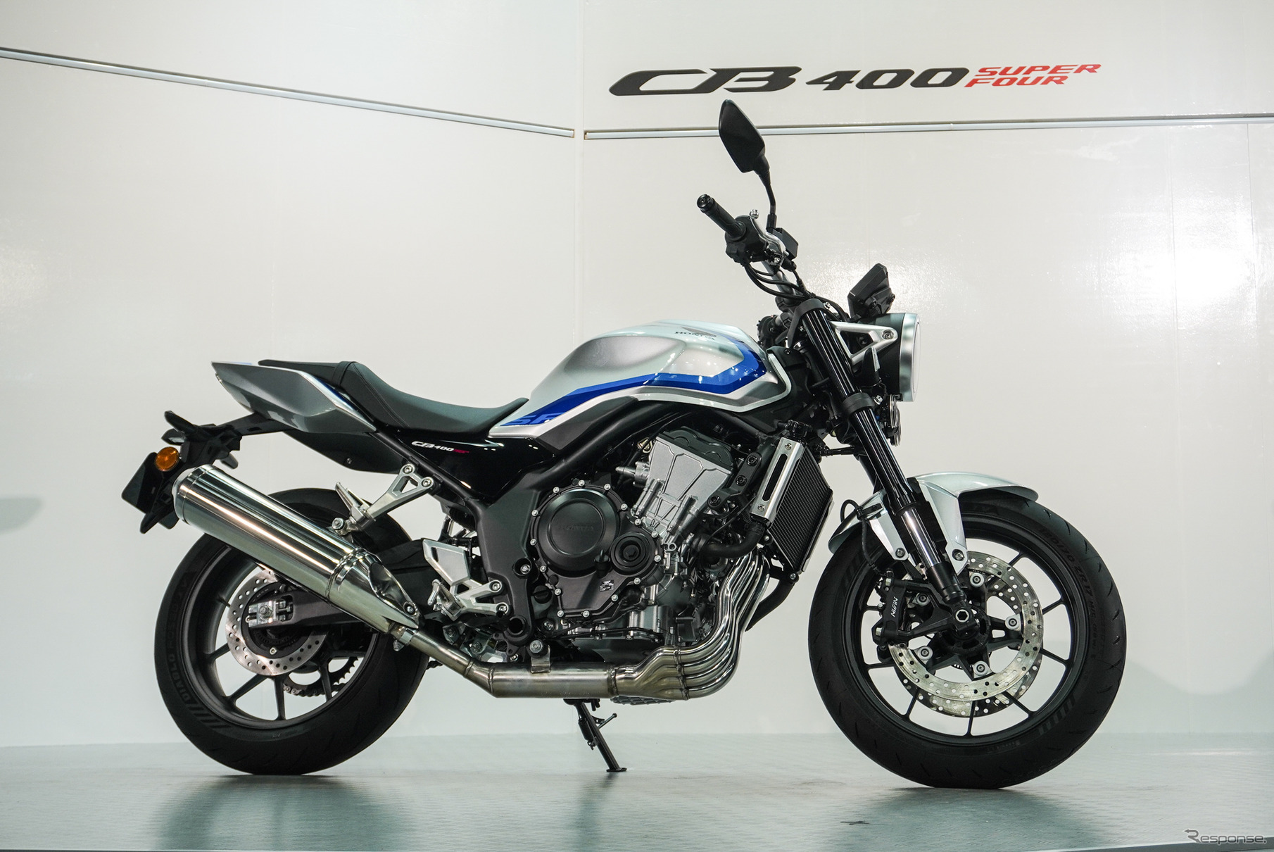 Honda воскресила легендарный CB400 SUPER FOUR спустя два года