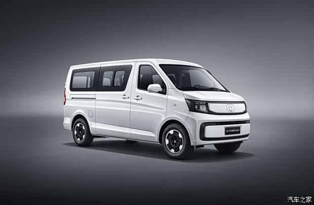 Changan Ruixing EV: фургон с зарядкой 30–80% за 15 минут