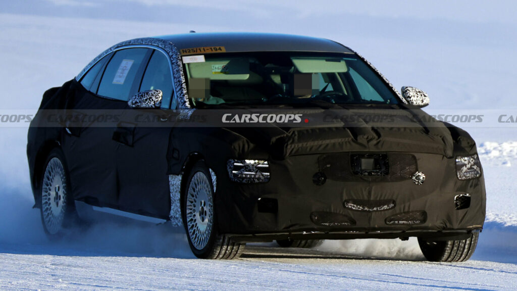 Genesis G80 Hybrid засветился на дорожных тестах: 329 л.с. уже на тестах