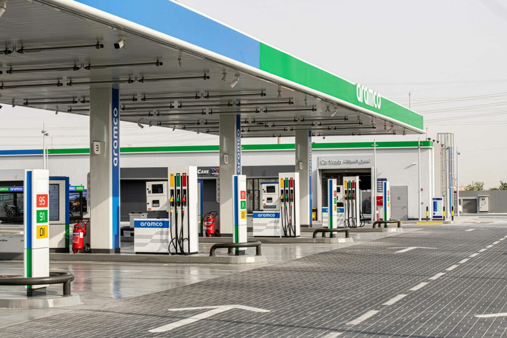 МЭА высвобождает 400 млн баррелей: цены на дизель уже выросли на 31%