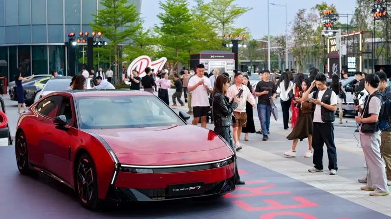 Xpeng P7 обновился: 820 км запаса хода и автопилот уровня L4