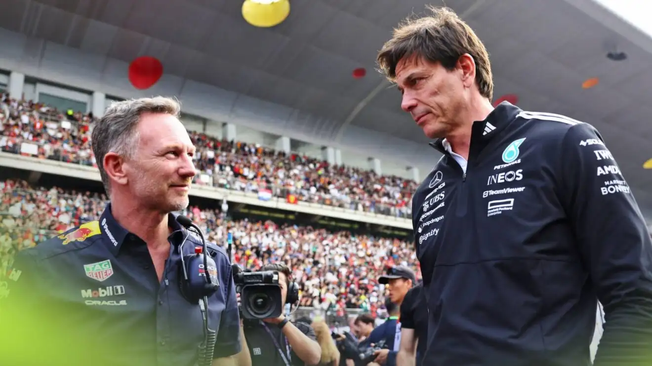 «Вольфф против Хорнера»: кто купит 24% Alpine за 600 млн фунтов