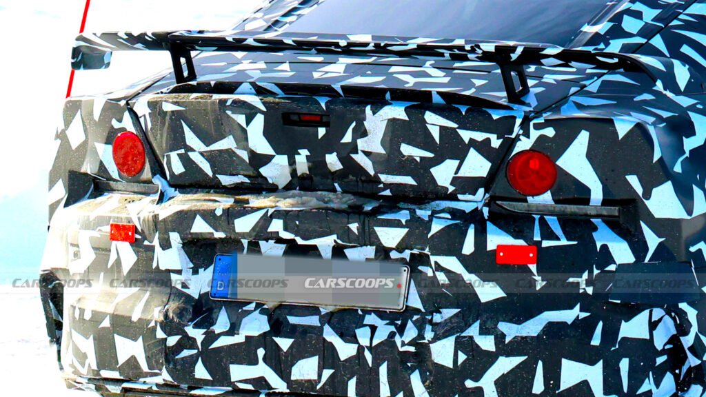 Mercedes C-Class стал электрическим: 724 км хода и 482 л.с.