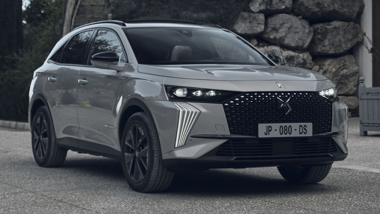 DS 7 подешевел на 6 500 евро: успеть до прихода нового поколения