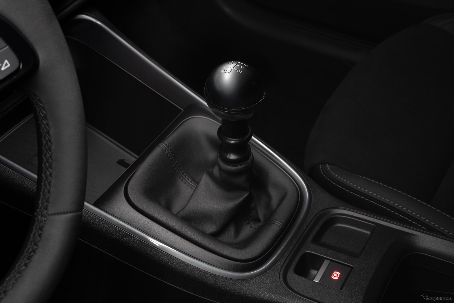 Fiat 600 теперь доступен с «механикой» и мотором на 100 л.с.