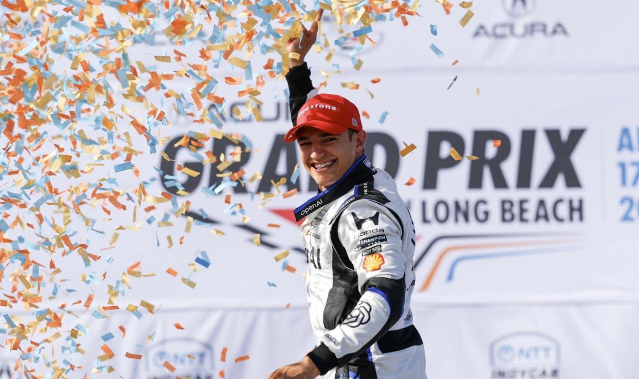 Алекс Палоу впервые выиграл в Лонг-Бич и возглавил IndyCar