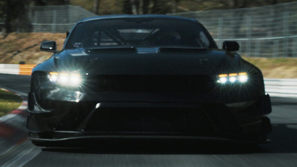 Ford Mustang GTD Competition за 6:40 обошёл Corvette на Нюрбургринге