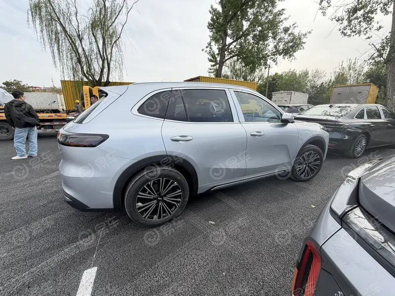 Электрический Geely Galaxy Starship 7 впервые сняли на фото до премьеры