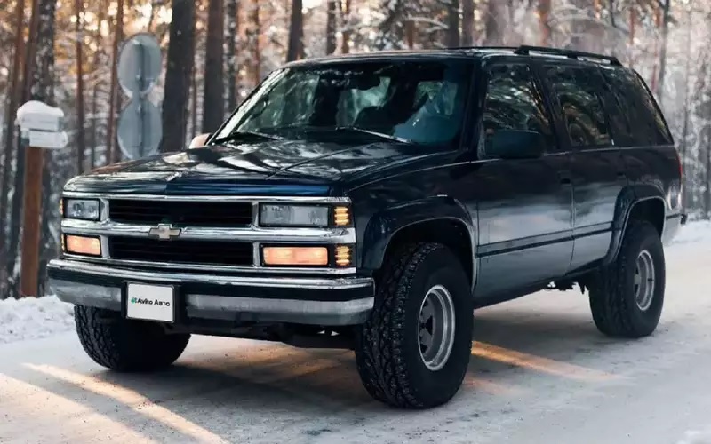 В Красноярске продают Chevrolet Tahoe 1997 года — цена удивит