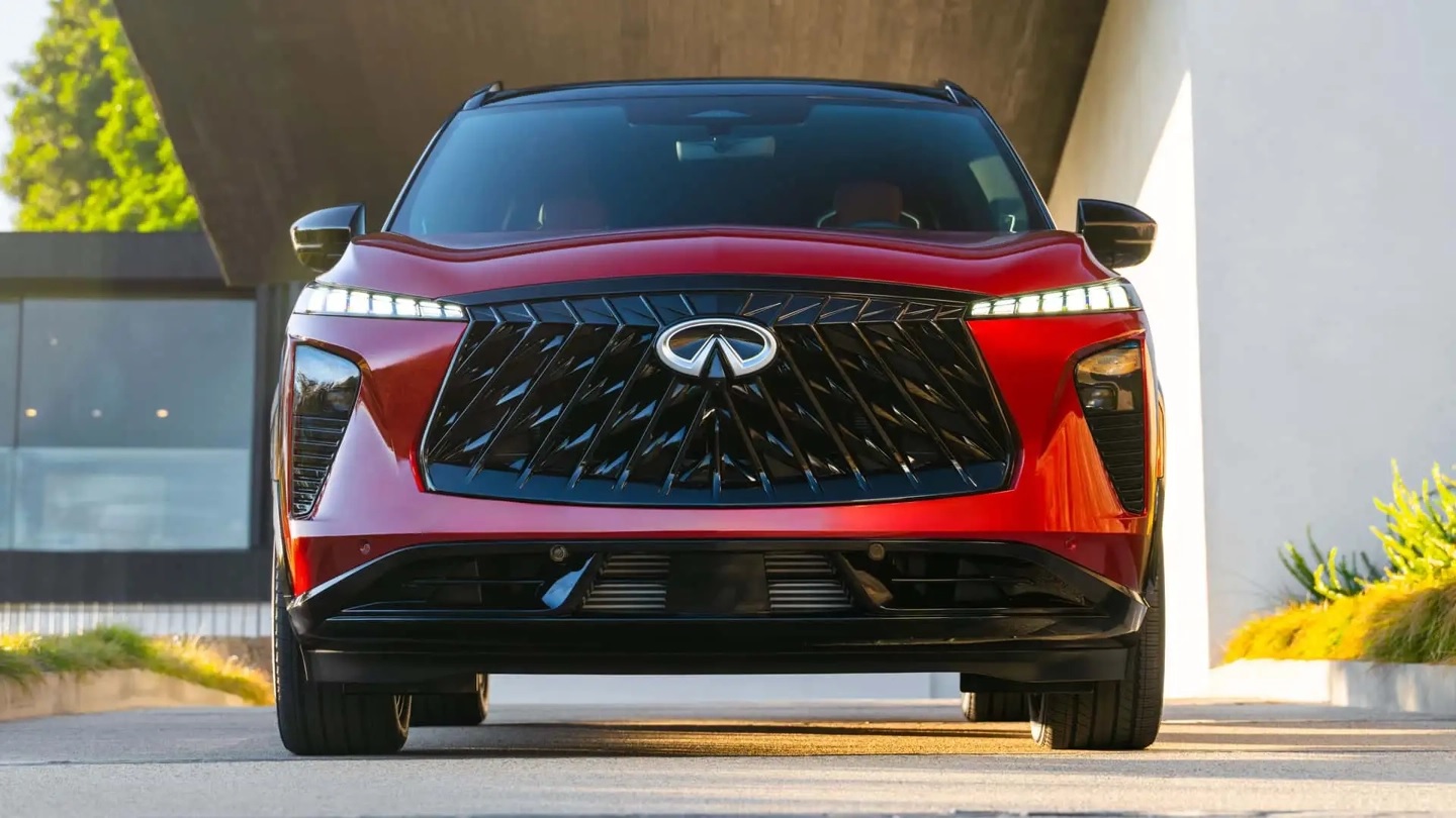 Infiniti воскреснет: седан на базе Skyline с мотором V6 и «механикой»