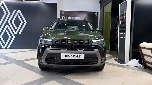 Renault Duster Techno за 15,93 млн рупий: почти всё от топа