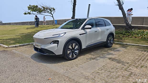 Buick Electra E7 дебютировал накануне Пекинского автосалона